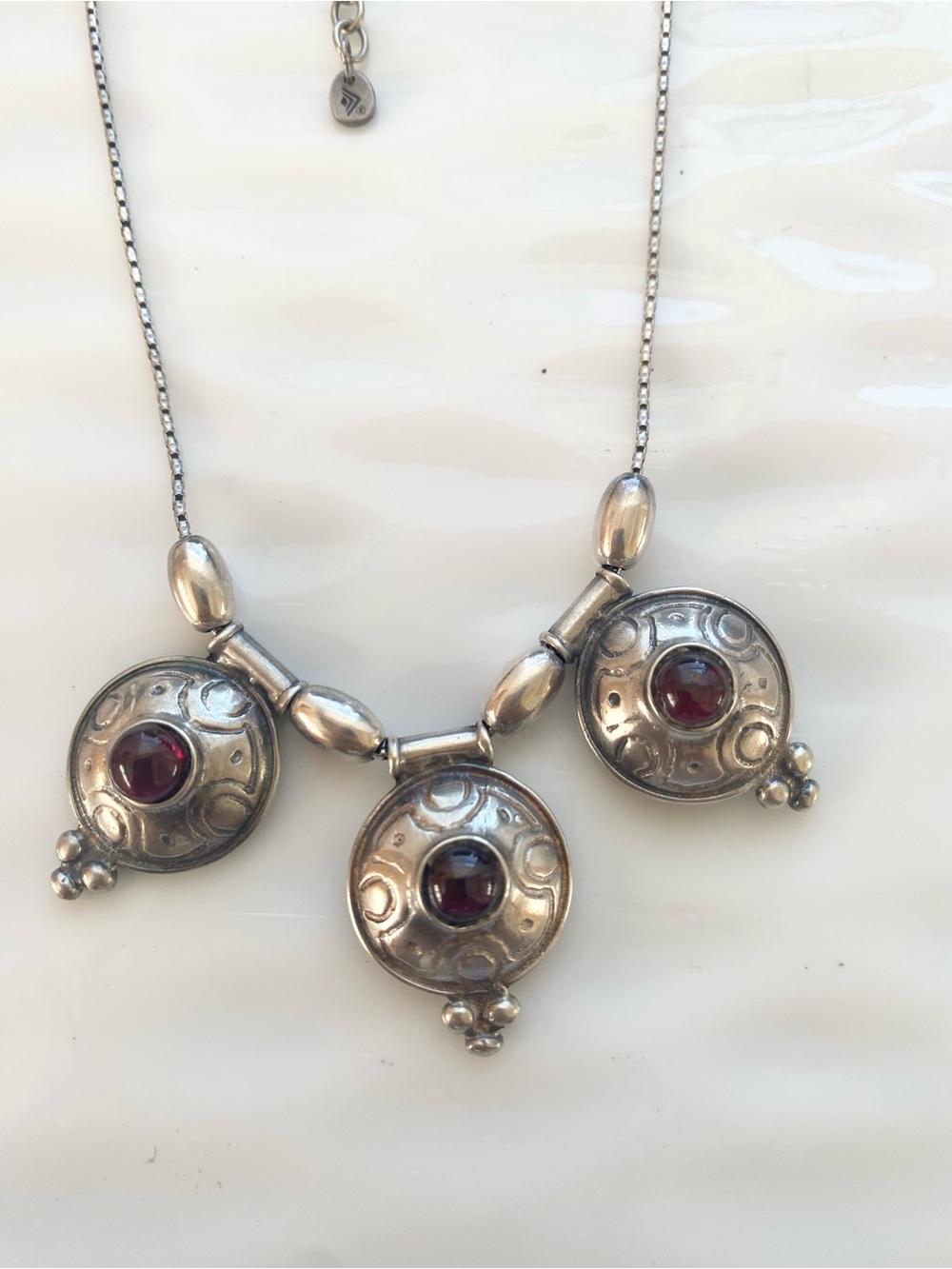 Sterling Silver Garnet Triple Medallion Necklace on a Silpada 16” inch box chain - Picture 3 of 7